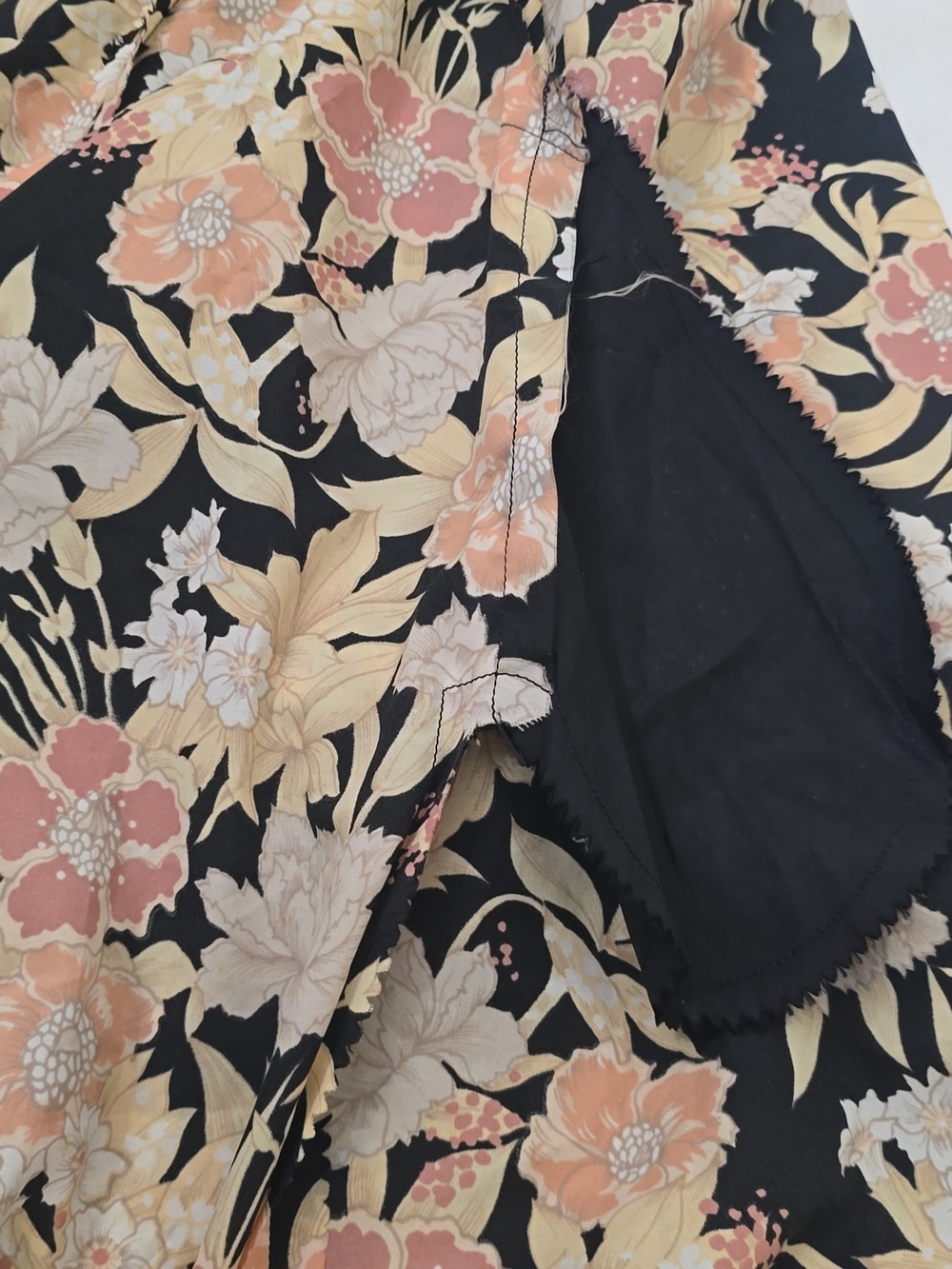 Victor Costa Black Floral Ruffle Maxi Dress with Pink & Cream Accents S - Picture 11 of 14